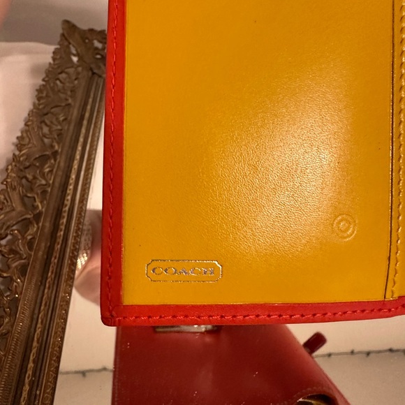 NWOT Orange Coach Leather Wallet !! - Picture 5 of 7